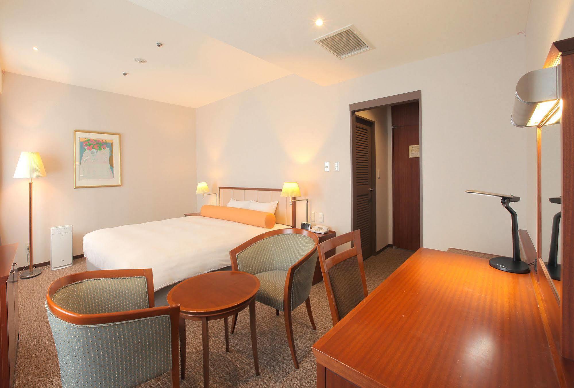 Odakyu Station Hotel Hon-أتسوغي المظهر الخارجي الصورة