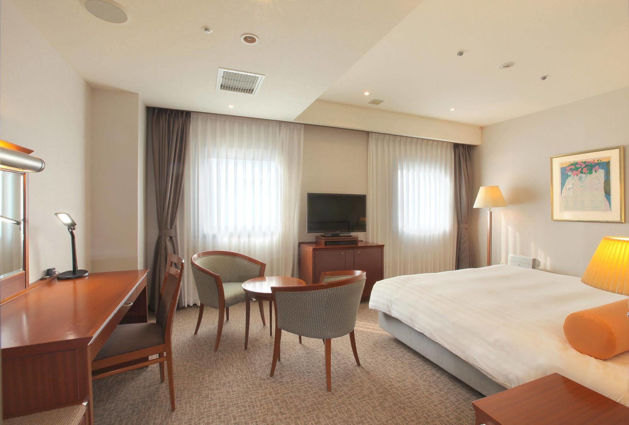 Odakyu Station Hotel Hon-أتسوغي المظهر الخارجي الصورة